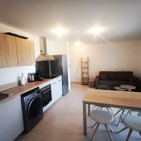 Apartamento Morb118 - T2 Neuf Face A La Mer Avec Acces Plage Saint-Florent (Corsica)